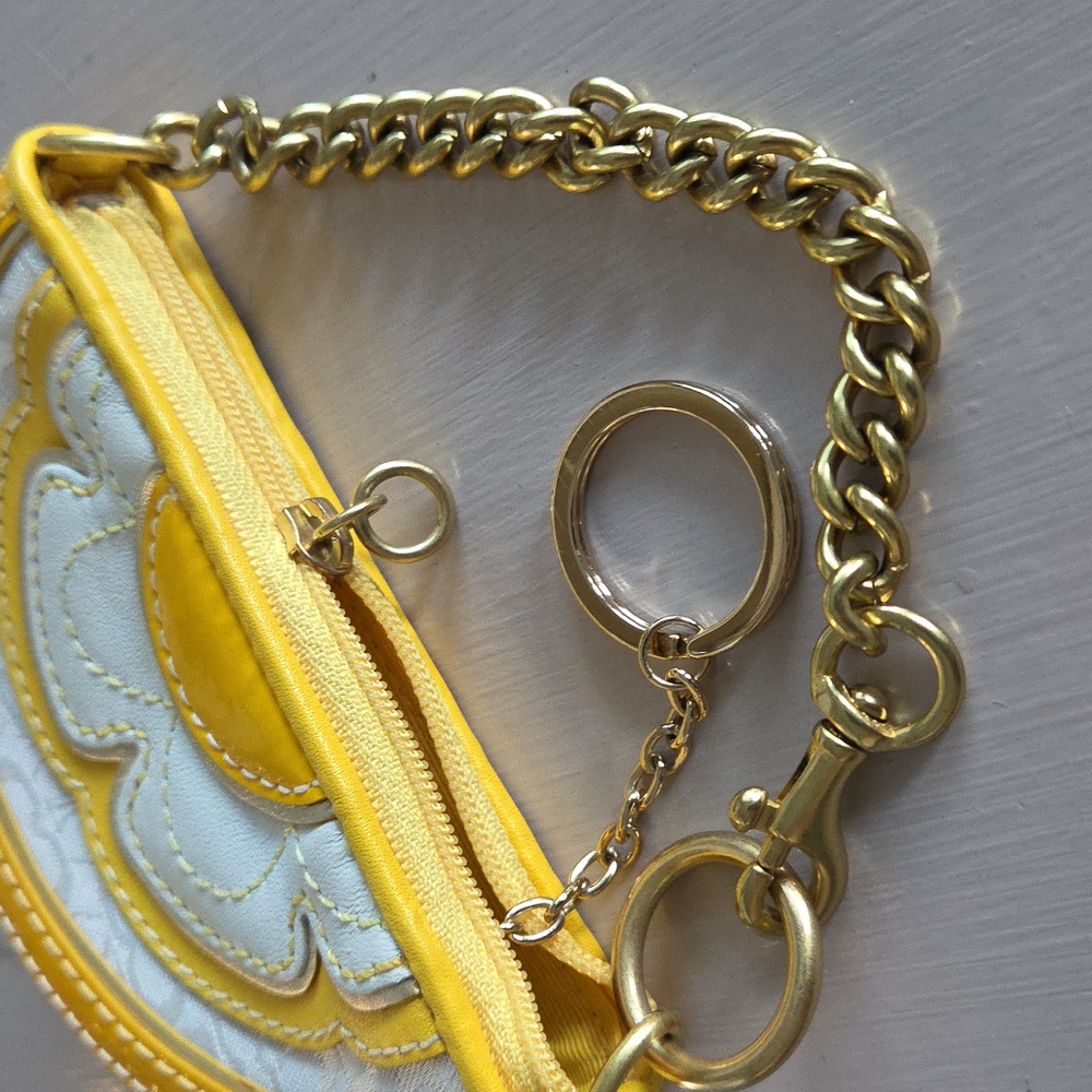 COACH Daisy Floral Coin Purse - Picture 8 of 8